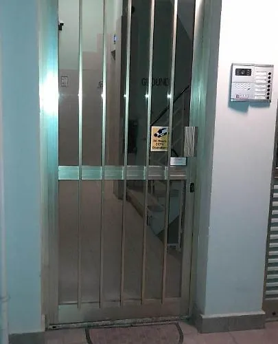 アパート 3 Bedroom *